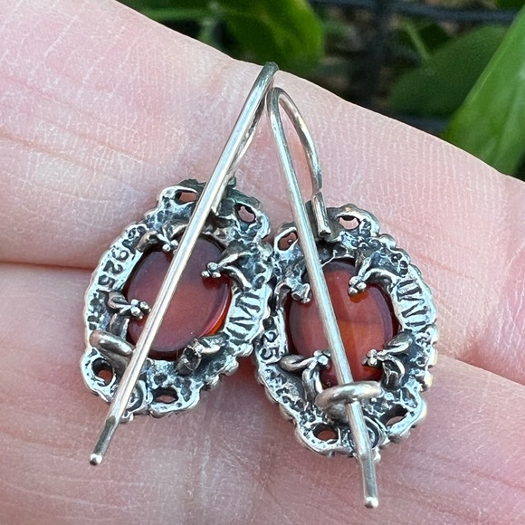 VINTAGE 925 STERLING SLVR OVAL AMBER SMALL ORNATE EARRINGS DROP DANGLE WIRE LOCK - Picture 4 of 16
